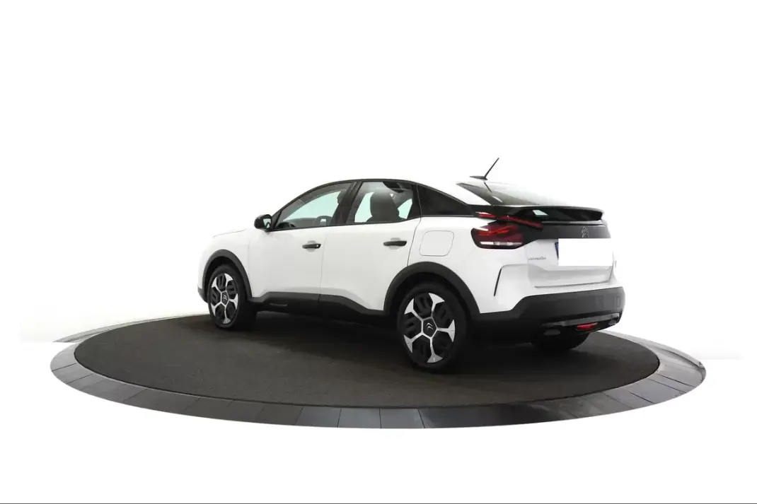 Citroën e-C4 2024 - 25900 EUR, 12276 km - 12276km - foto 4 de 7