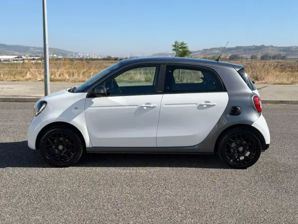 Smart ForFour 2016 — foto 3 de 52