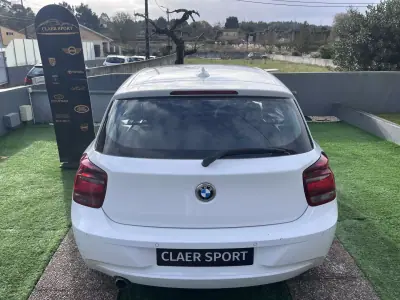 BMW 114 2014 - 12500 EUR, 230000 km - AUTO.MOTO.pt - 230000km - foto 13 de 55