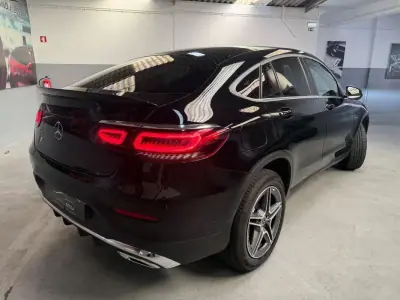 Mercedes-Benz GLC 300 2022 - 49250 EUR, 129000 km - AUTO.MOTO.pt - 129000km - foto 3 de 11