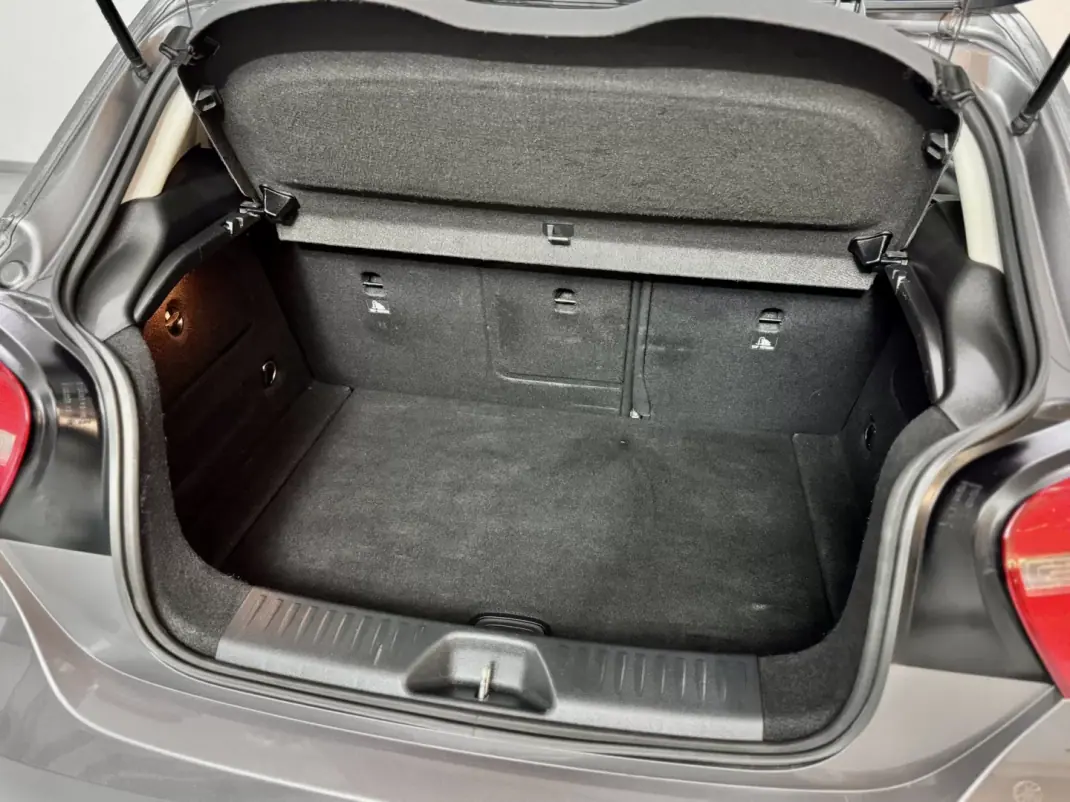 Mercedes-Benz A 180 2014 - 13750 EUR, 157000 km - AUTO.MOTO.pt - 157000km - foto 44 de 45
