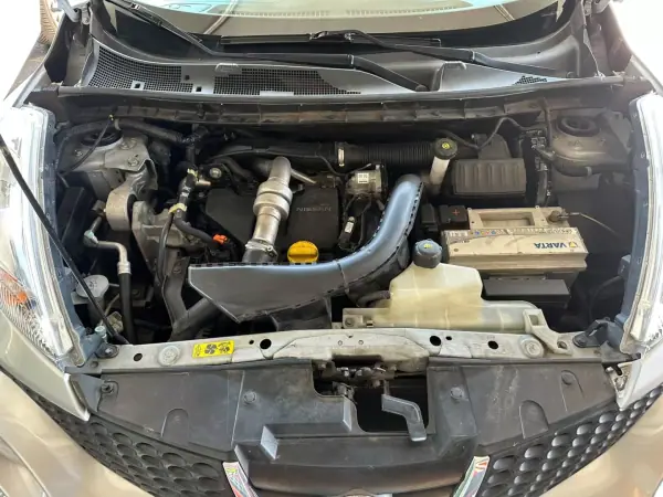 Nissan Juke 2011 - 11900 EUR, 217831 km - 217831km - foto 32 de 32