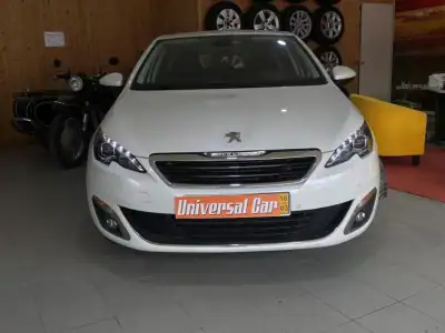Peugeot 308 2016 - 14200 EUR, 132000 km - AUTO.MOTO.pt - 132000km - foto 2 de 23