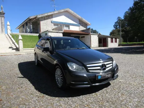 Mercedes-Benz C 180 2012 - 13490 EUR, 240000 km - AUTO.MOTO.pt - 240000km - foto 12 de 47