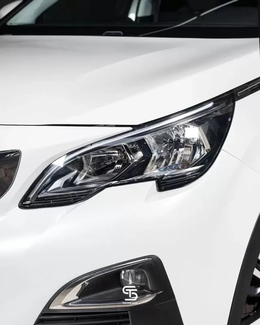 Peugeot 3008 2019 - 17950 EUR, 129000 km - AUTO.MOTO.pt - 129000km - foto 17 de 20