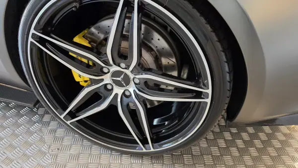 Mercedes-Benz AMG GT 2016 - 119500 EUR, 59841 km - AUTO.MOTO.pt - 59841km - foto 32 de 63