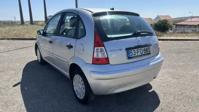 Citroën C3 2008 - 3650 EUR, 92000 km - AUTO.MOTO.pt - 92000km - foto 7 de 19