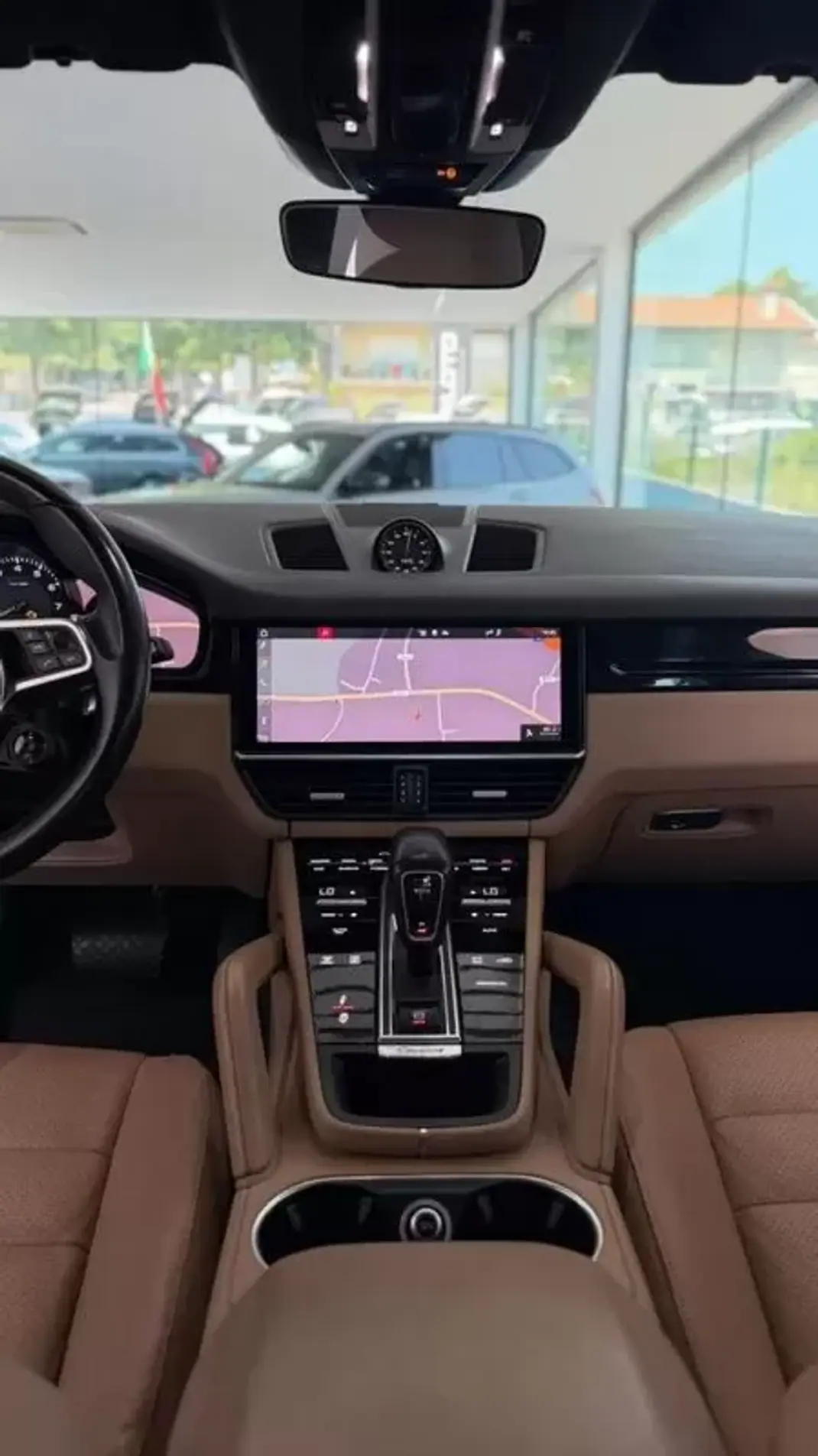 Porsche Cayenne 2019 - 59990 EUR, 87906 km - 87906km - foto 6 de 33