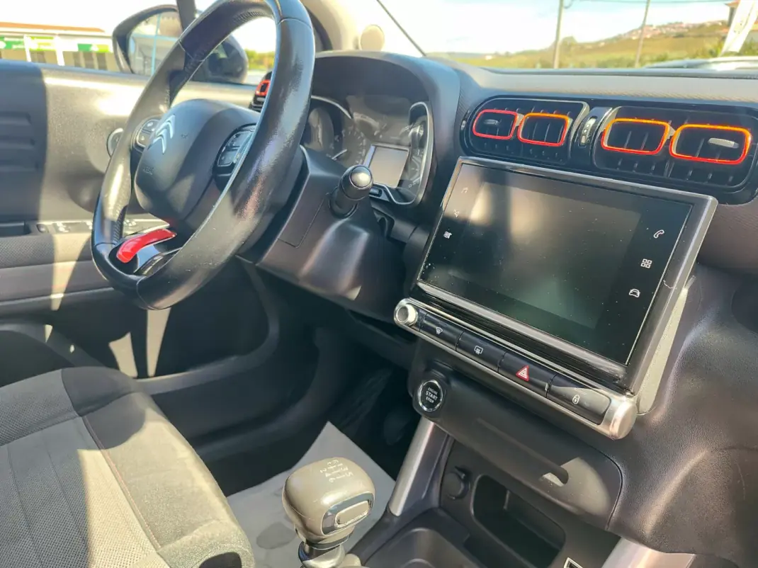 Citroën C3 Aircross 2020 - 13900 EUR, 129000 km - 129000km - foto 19 de 24