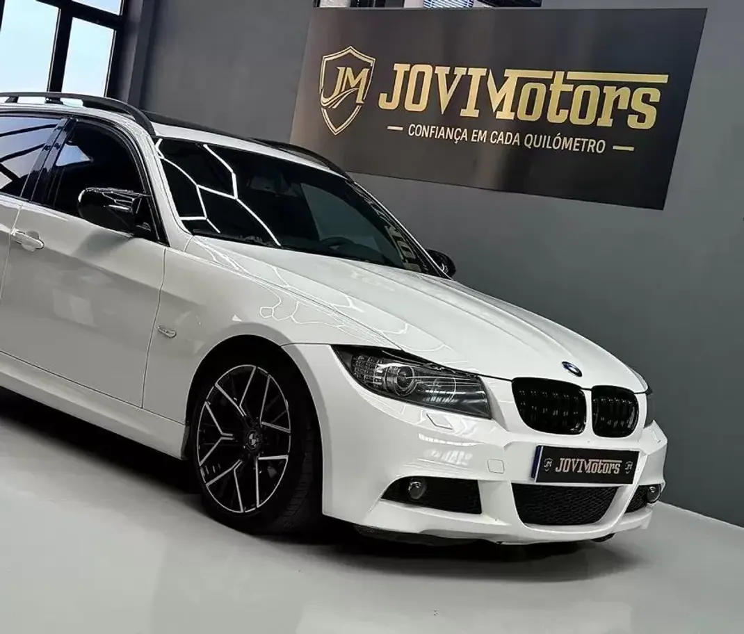 BMW 318 2009 - 11500 EUR, 217166 km - 217166km - foto 3 de 32