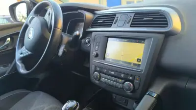 Renault Kadjar 2017 - 12500 EUR, 93000 km - 93000km - foto 8 de 15
