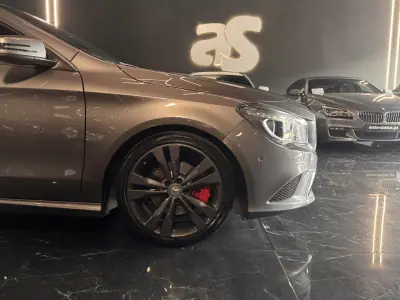 Mercedes-Benz CLA 180 2016 - 16990 EUR, 163300 km - AUTO.MOTO.pt - 163300km - foto 8 de 28