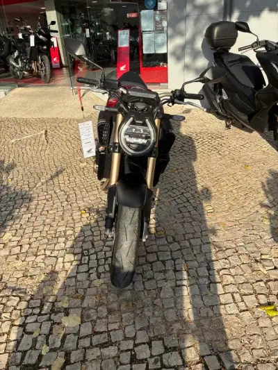 Honda Cb 2025 — foto 4 de 13