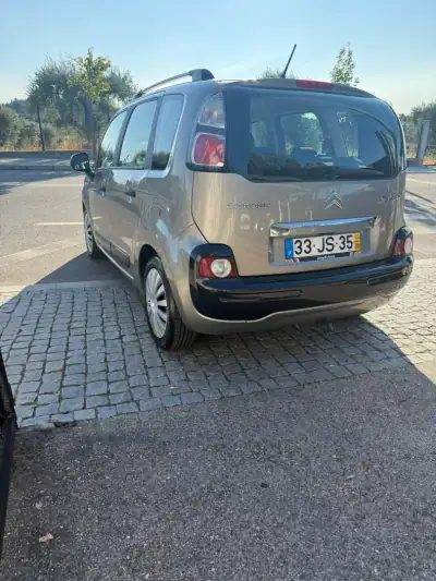 Citroën C3 Picasso 2010 - 10900 EUR, 187511 km - AUTO.MOTO.pt - 187511km - foto 7 de 31