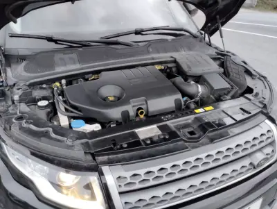 Land Rover Range Rover Evoque 2018 - 19999 EUR, 170000 km - AUTO.MOTO.pt - 170000km - foto 26 de 30