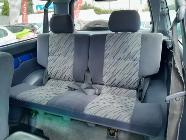Toyota Land Cruiser 1997 - 24500 EUR, 135000 km - AUTO.MOTO.pt - 135000km - foto 9 de 24
