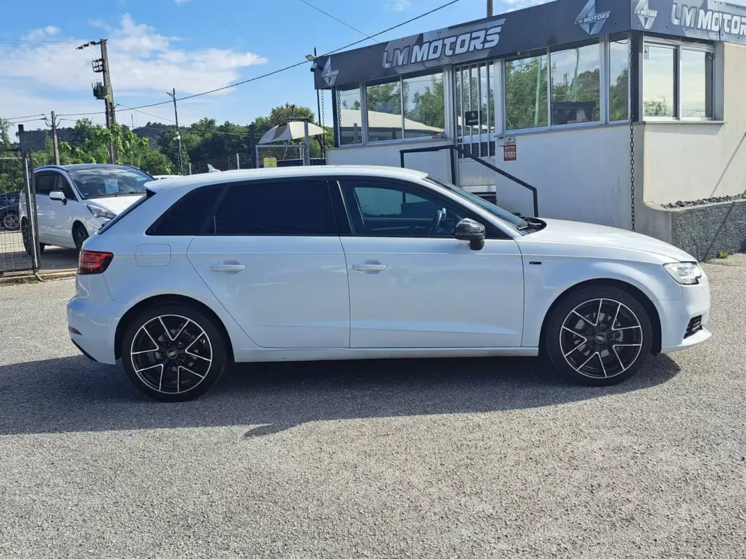 Audi A3 Sportback 2016 - 12900 EUR, 231290 km - AUTO.MOTO.pt - 231290km - foto 6 de 45