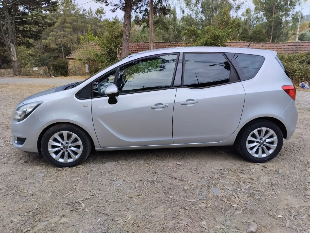Opel Meriva 2015 - 8950 EUR, 190000 km - AUTO.MOTO.pt - 190000km - foto 5 de 30