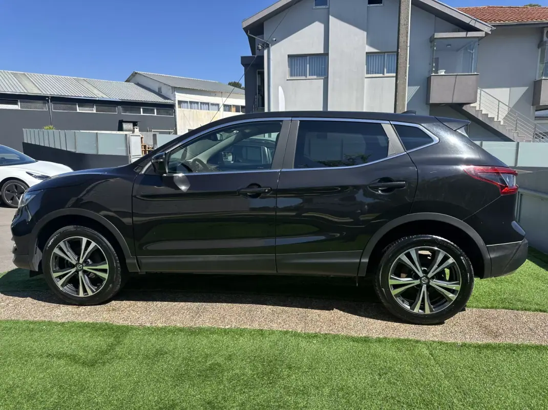 Nissan Qashqai 2018 - 15500 EUR, 200000 km - 200000km - foto 8 de 68