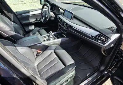 BMW X5 2017 - 35000 EUR, 150000 km - AUTO.MOTO.pt - 150000km - foto 36 de 40