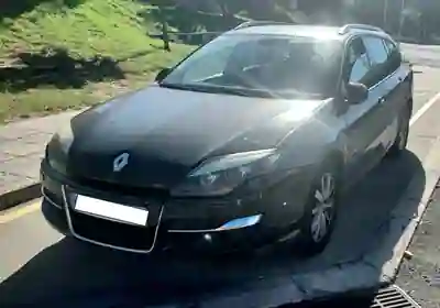 Renault Laguna Break 2011 - 5750 EUR, 333000 km - 333000km - foto 1 de 8