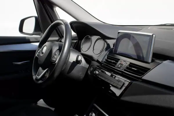 BMW 216 Gran Tourer 2019 - 18500 EUR, 150892 km - AUTO.MOTO.pt - 150892km - foto 19 de 40