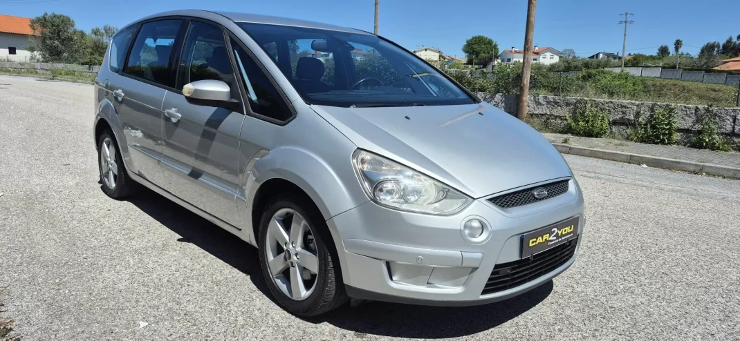 Ford S-Max 2008 - 10950 EUR, 158000 km - AUTO.MOTO.pt - 158000km - foto 1 de 28