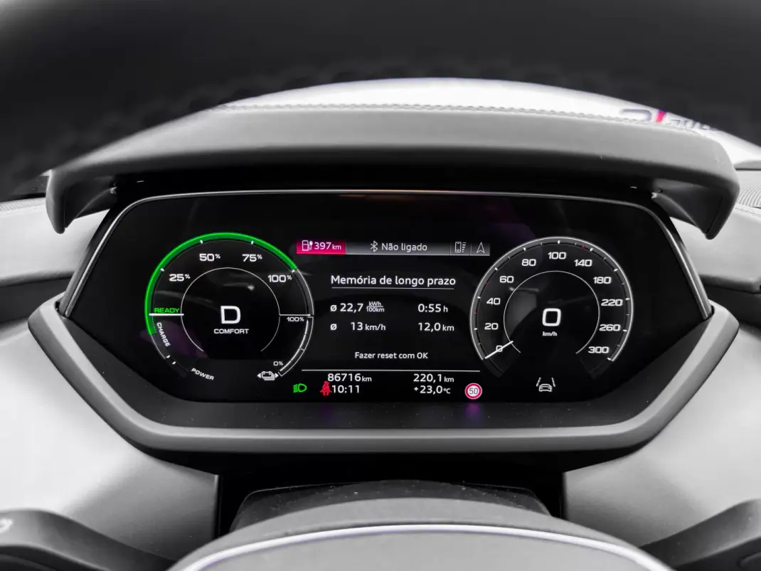 Audi e-tron GT 2022 - 58500 EUR, 86000 km - 86000km - foto 22 de 36