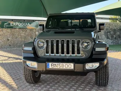 Jeep Gladiator 2024 - 79800 EUR, 2649 km - AUTO.MOTO.pt - 2649km - foto 2 de 23