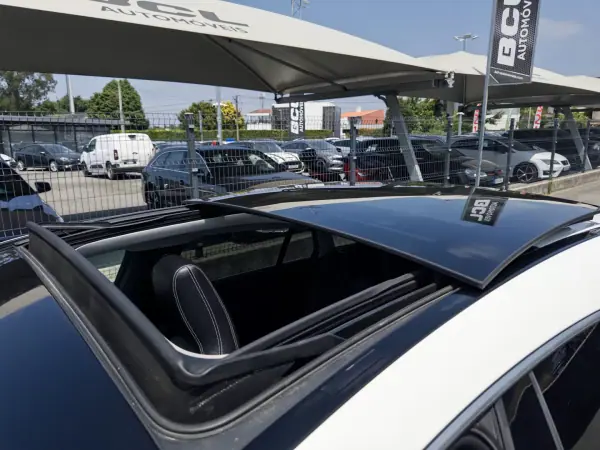 Mercedes-Benz CLA 180 2017 - 17500 EUR, 206000 km - AUTO.MOTO.pt - 206000km - foto 10 de 51