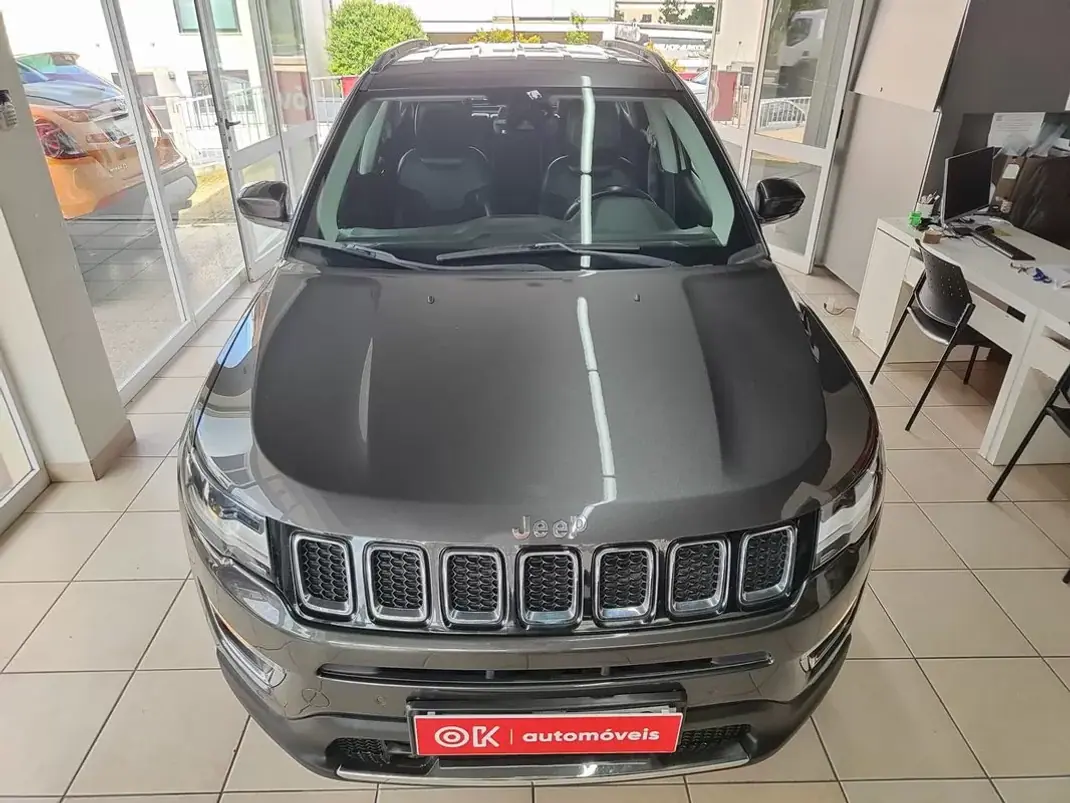 Jeep Compass 2018 - 17250 EUR, 110000 km - AUTO.MOTO.pt - 110000km - foto 4 de 34