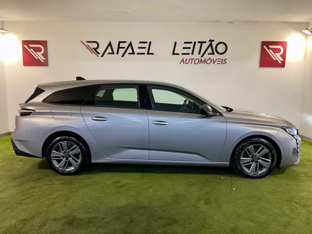 Peugeot 308 SW 2022 - 16950 EUR, 103000 km - AUTO.MOTO.pt - 103000km - foto 5 de 28