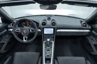 Porsche 718 Spyder 2020 - 129950 EUR, 16000 km - AUTO.MOTO.pt - 16000km - foto 20 de 52