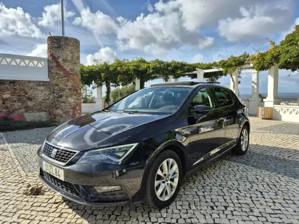 SEAT Leon 2019 - 15900 EUR, 90147 km - AUTO.MOTO.pt - 90147km - foto 3 de 23