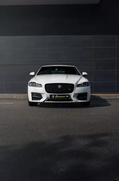 Jaguar XF 2017 - 24990 EUR, 145800 km - AUTO.MOTO.pt - 145800km - foto 4 de 55