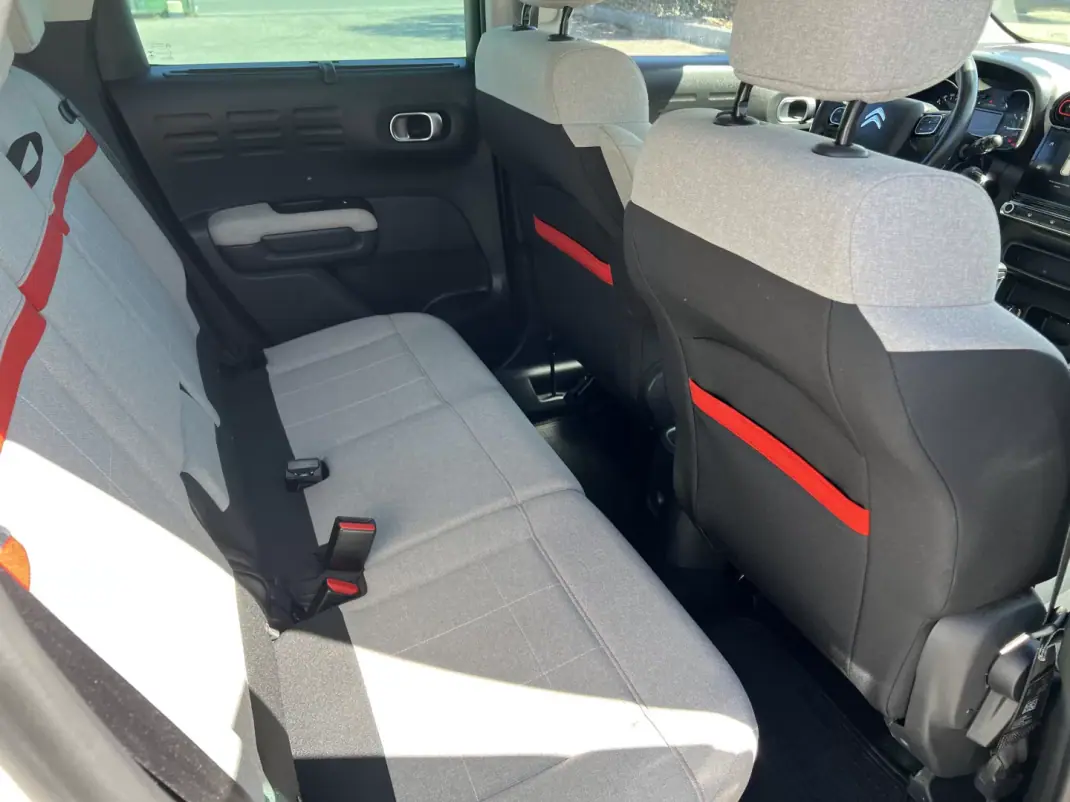 Citroën C3 Aircross 2019 - 12900 EUR, 133600 km - 133600km - foto 12 de 13
