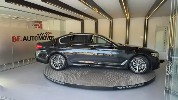 BMW 520 2017 - 19900 EUR, 313208 km - AUTO.MOTO.pt - 313208km - foto 9 de 51