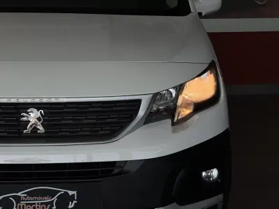 Peugeot Rifter 2019 - 19990 EUR, 120345 km - AUTO.MOTO.pt - 120345km - foto 4 de 21