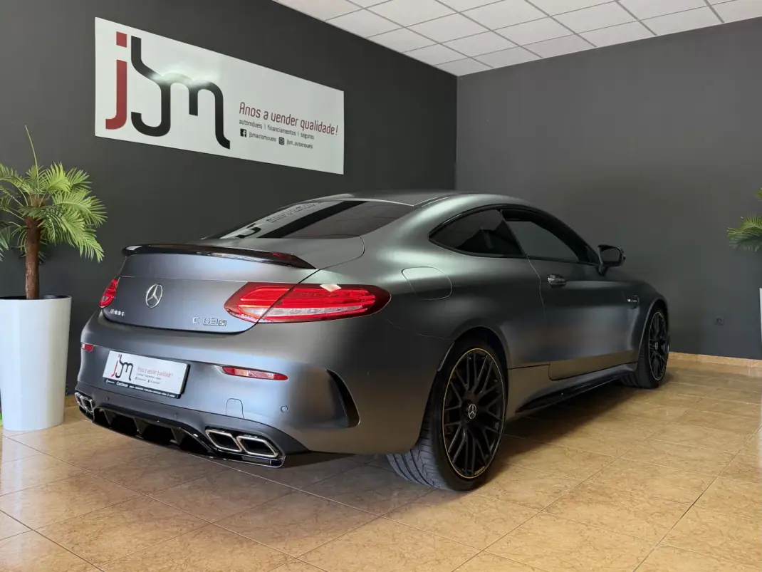Mercedes-Benz C 63 AMG 2018 - 79990 EUR, 35000 km - AUTO.MOTO.pt - 35000km - foto 4 de 18