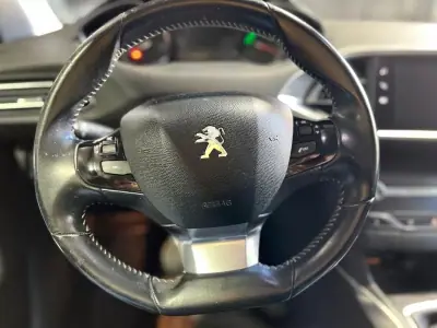 Peugeot 308 SW 2018 - 11500 EUR, 155853 km - AUTO.MOTO.pt - 155853km - foto 28 de 38