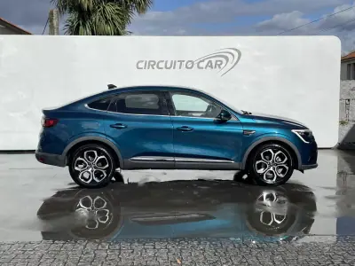 Renault Arkana 2021 - 22500 EUR, 54982 km - AUTO.MOTO.pt - 54982km - foto 8 de 20