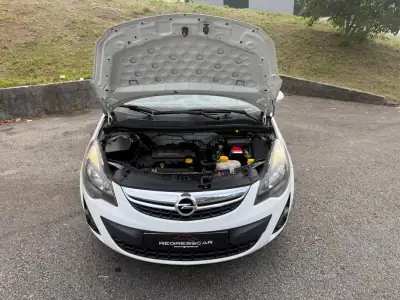 Opel Corsa 2014 - 6450 EUR, 161000 km - AUTO.MOTO.pt - 161000km - foto 20 de 22