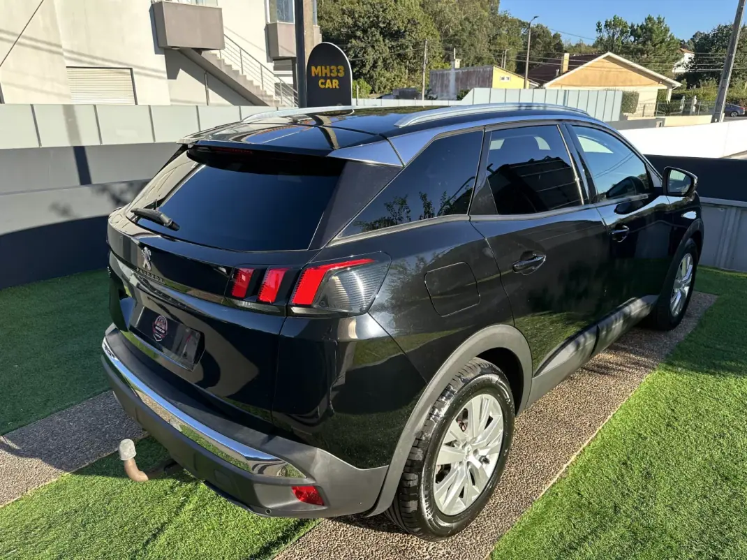 Peugeot 3008 2019 - 14900 EUR, 190000 km - 190000km - foto 9 de 64