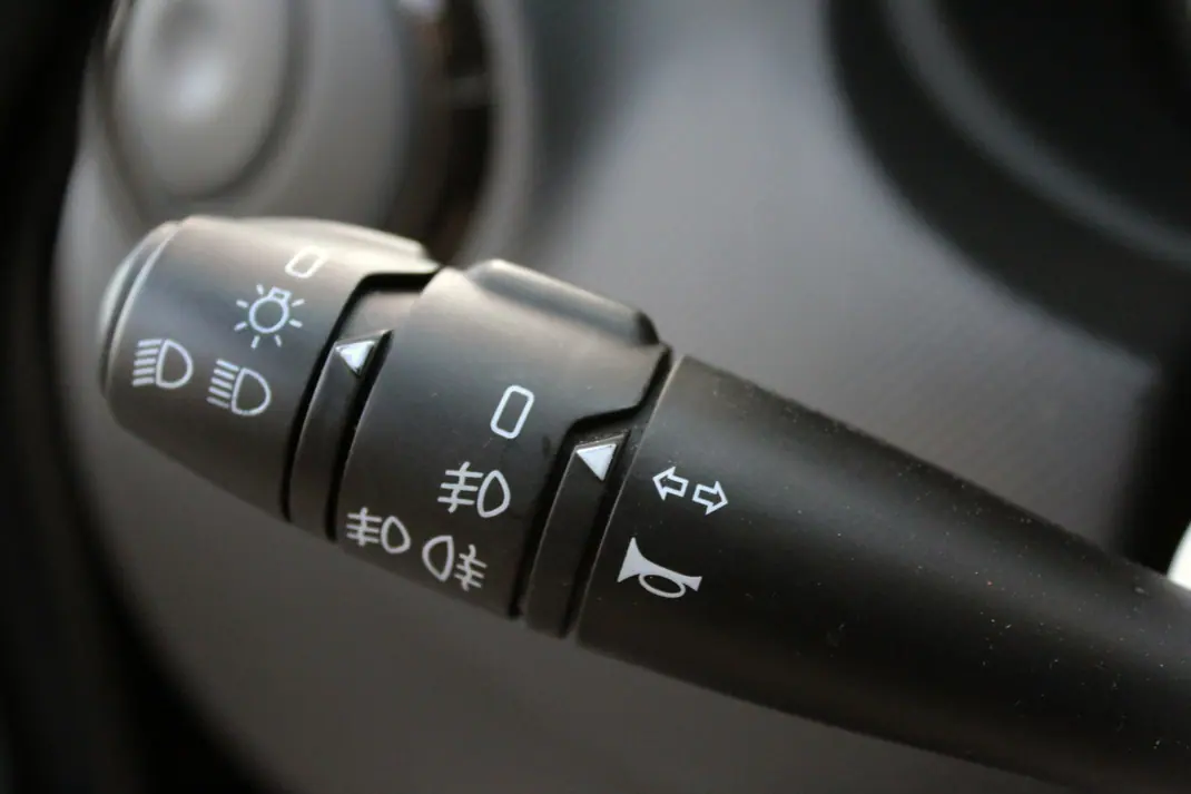 Dacia Duster 2010 - 6250 EUR, 155000 km - AUTO.MOTO.pt - 155000km - foto 17 de 24