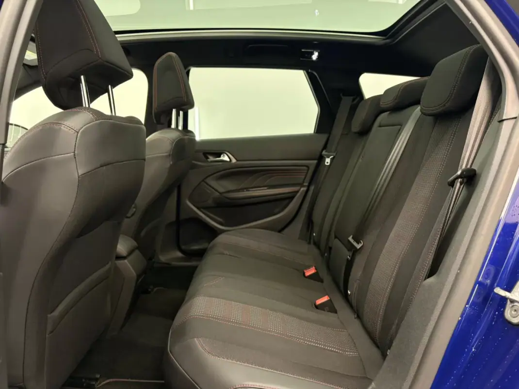 Peugeot 308 SW 2016 - 9500 EUR, 198000 km - AUTO.MOTO.pt - 198000km - foto 8 de 18