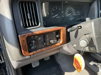 Jeep Grand Cherokee 1997 - 8999 EUR, 196000 km - AUTO.MOTO.pt - 196000km - foto 17 de 22