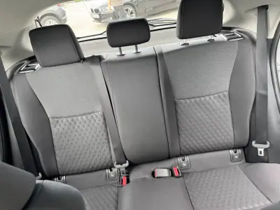 Toyota Yaris 2023 - 22990 EUR, 32000 km - AUTO.MOTO.pt - 32000km - foto 18 de 18