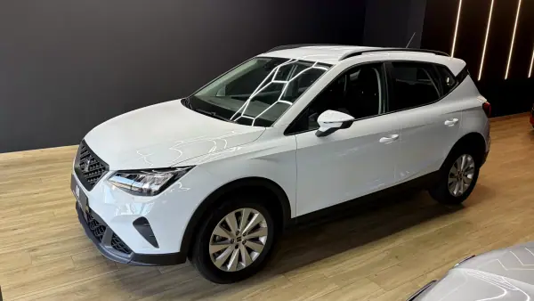 SEAT Arona 2024 — foto 3 de 40