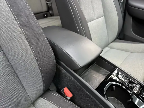 Volvo XC 40 2023 - 39900 EUR, 15000 km - AUTO.MOTO.pt - 15000km - foto 41 de 61