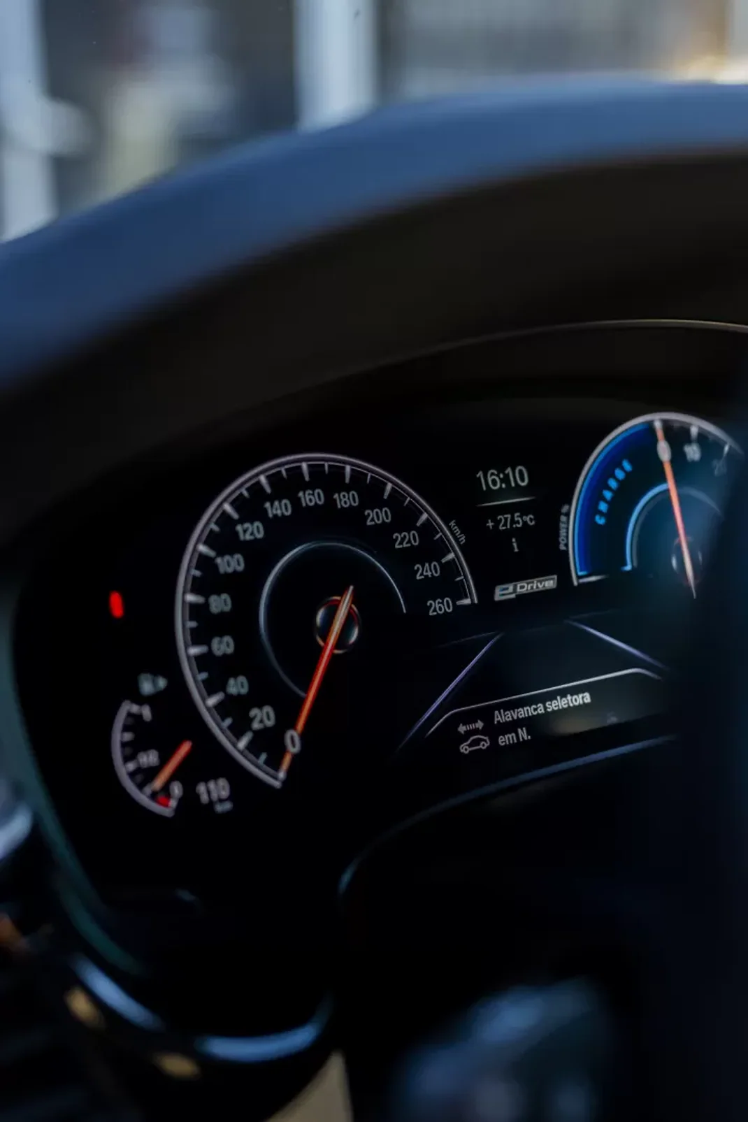 BMW 530e 2019 - 26850 EUR, 181810 km - AUTO.MOTO.pt - 181810km - foto 26 de 47